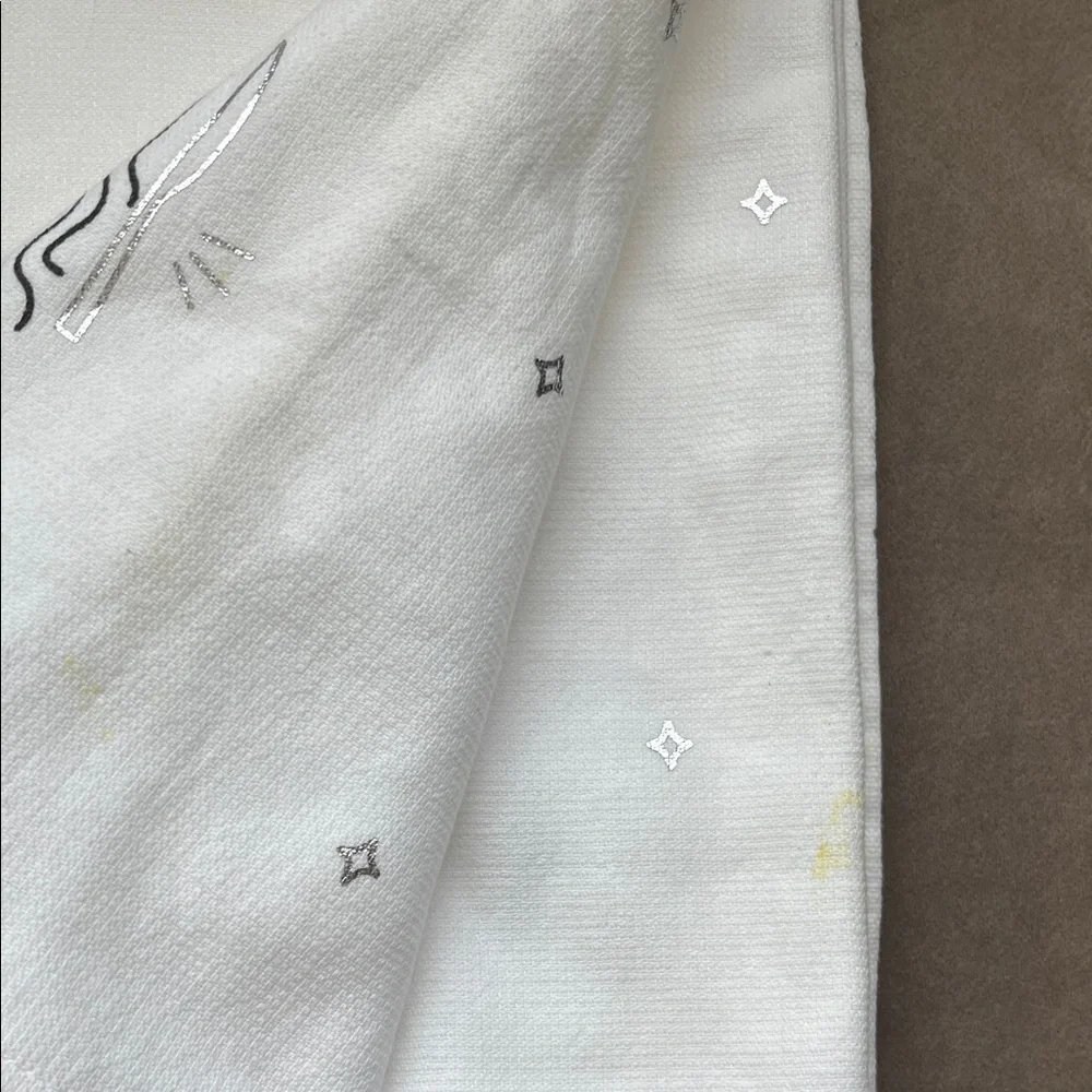 Isaac Mizrahi White Kitchen Towel
